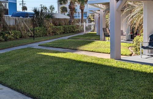 Ocean Front by Cocoa Beach Pier - Foto 28