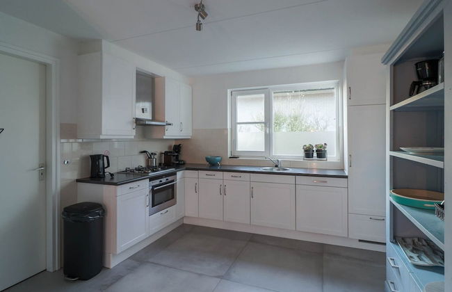 Spacious Villa in a Holiday Park in Makkum - Foto 7