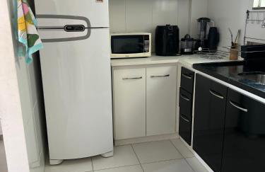 Apê térreo com churrasqueira e área externa e garagem exclusiva até 4 hóspedes 5 min praia Abricó e 7 min do Centro - Foto 24