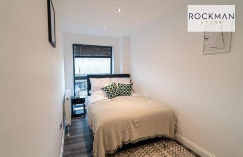 Royal Oak Apartments 1 - Free Van Parking - 2 Bedroom Apartment - 2 bathrooms - Sleeps 6 - Perfect for Contractors - Fast Wi-fi - Foto 5