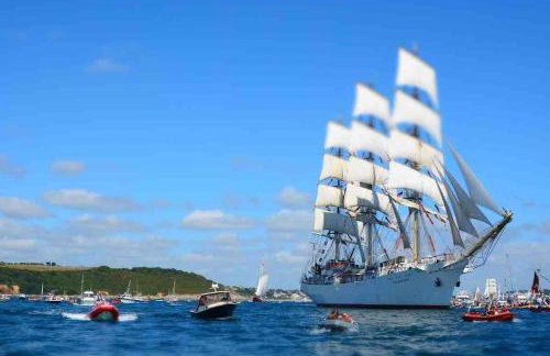 The Cuckoo's Retreat - Luxurious home with private garden & jacuzzi - Photo 64