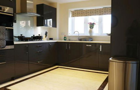 Spacious home with office and double driveway & FREE Wifi By ULTIMATE HOMES AWAY - Foto 23