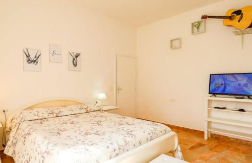 Quiet Mountains Apartment - with Wi-Fi, Smart TV - Foto 12