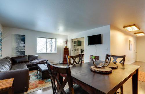 Waterfront Apt, Walk to Town and Coastal Trail! - Foto 2