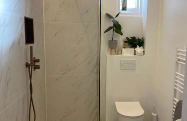 Interior Designed Flat near Kew Botanical Gardens - Foto 27