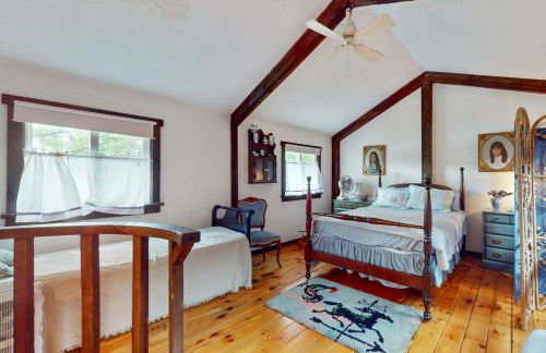 Adirondacks in Style! Lake House with Deck, Fire Pit - Foto 18