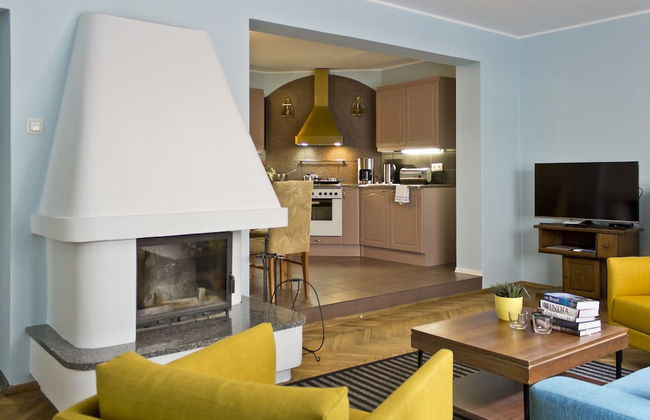 Tallinn City Apartments Town Hall Square - Photo 2