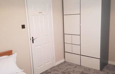 Luxurious 2 Bedroom House With Garden And Free Parking - Foto 31