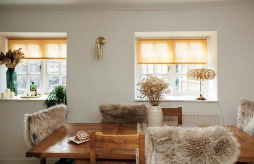 The Farmhouse with two hot tubs - Foto 66