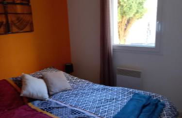 Saint geniez d'olt Jolie t2 aménagée et équipée village goelia 2 piscines chauffées - Photo 4