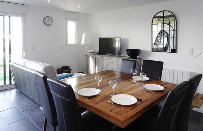 Holiday Home With sea View in Portbail - Photo 17