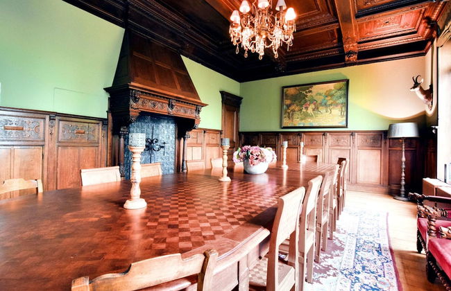 Spacious Pet-friendly Castle in Stavelot - Photo 32