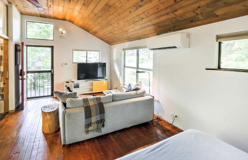 2 Mi to Dtwn Pet-Friendly Austin Studio with Yard - Foto 7