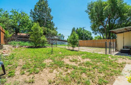 Alder Nest Cozy Retreat w Fire Pit & Workspace - Foto 27