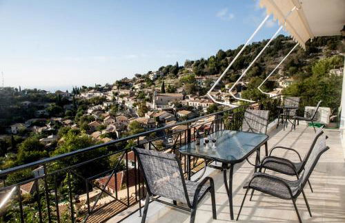 Plagia's Sunset Apartments - Photo 36