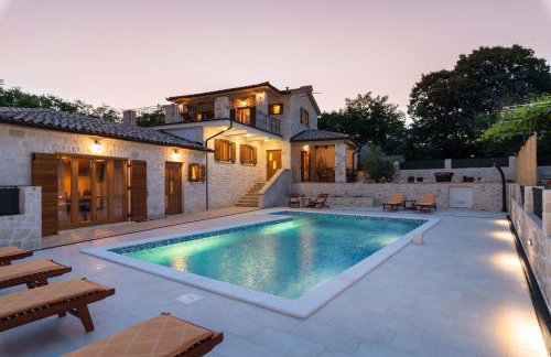 Villa Histra - Foto 1