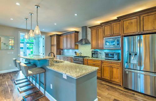 Hot Tub and Outdoor Oasis Luxury Denver Home - Foto 12