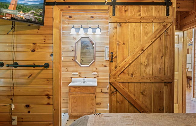 Rustic 3br Cabin Near Lake w/ Hot Tub! - Foto 5