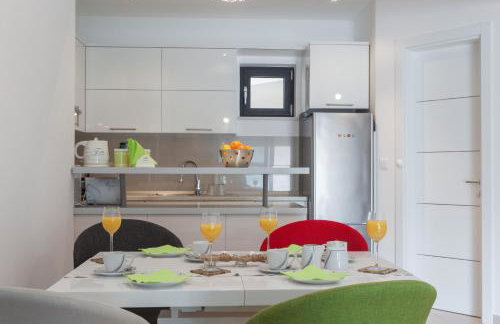 Apartment Navigatio with parking - Photo 20