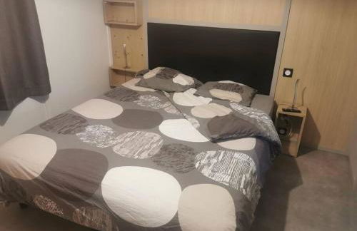 Chez Christian Chalet aux bords du lac de Peyre - Foto 18