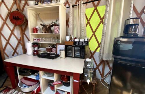 Deluxe Yurt Rental for Four near Snake River in Rigby, Idaho - Foto 9