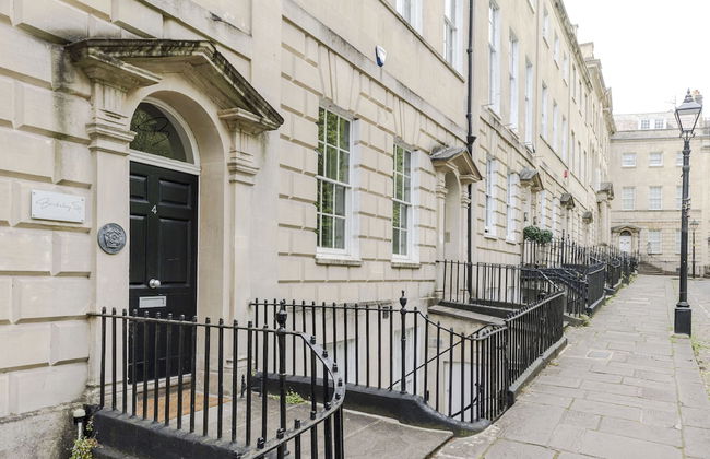 4 Berkeley Sq - YourApartment - Foto 1