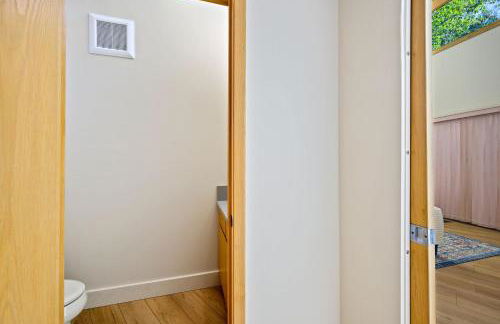 Modern Home Walk to Downtown, Hot Tub & GameRoom - Foto 7