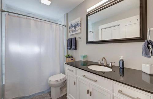 Fall Festivities - 4BR Home by IU Stadium Bloomington Bliss - Foto 87