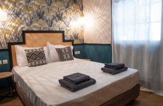 KRISSAIA SEASIDE SUITES - Photo 9