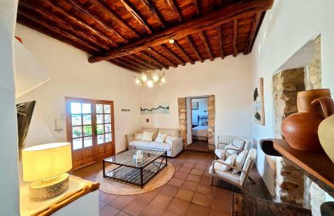 Casa Can Lluc con piscina, jardín y vista al campo - Foto 17