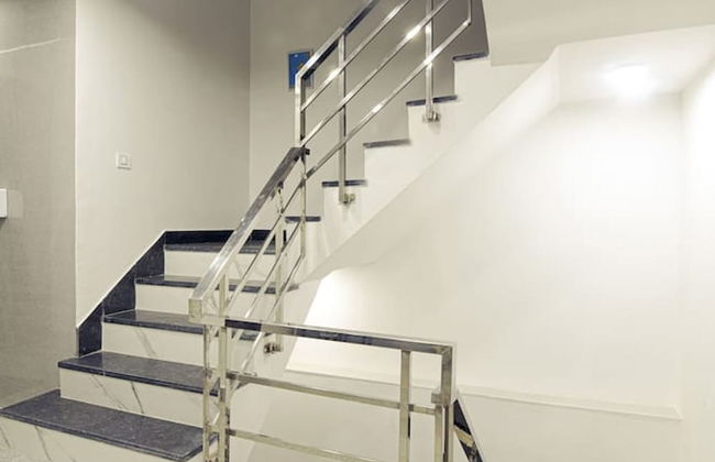 Modern Loft Overlooking Hills and Park - Foto 10