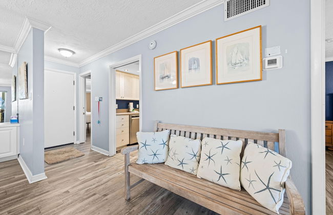 Direct Beachfront Delight by Beachside Management - Photo 17