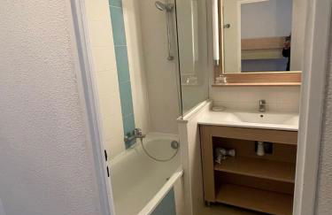 Appartement Piscine et pinede - Wifi - Foto 6