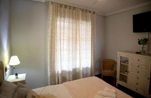 TOLEDO ENCANTADO Piscina y BBQ privada 2,5 km de Puy du Foy - Foto 65