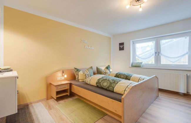 Sunny, Modern Furnished Apartment Your Favourite Place to Relax - Photo 14