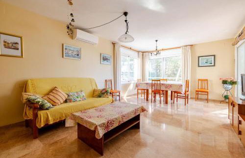 Apartmento en Primera línea de Mar, vistas al Mar y Piscina - Foto 5