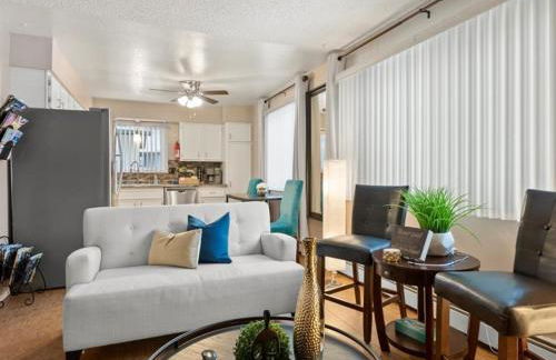 Lovely 3-bedroom rental unit with free parking! - Photo 16