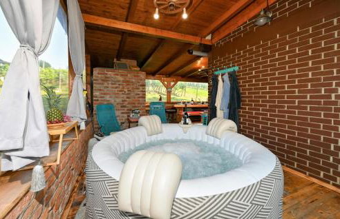 Gorgeous Home In Sveti Urban With Sauna - Foto 12