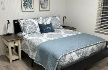 2BR Gem: Modern Comfort & Style - Foto 23