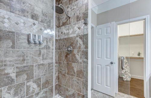 Best of Lake Conroe - Sleeps 16 - Lakefront Memories - Photo 19