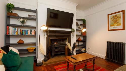 Hot Tub - Pool Table, Central - Photo 4