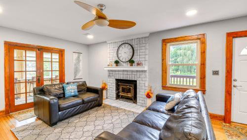 Charming Damascus Retreat with Deck and Creek Views! - Foto 3