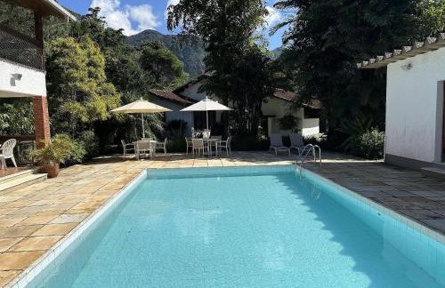 Casa na Granja Comary com piscina, churrasqueira e jacuzzi privativa - Foto 2