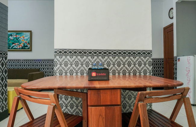 Fully Furnished with Comfortable 2BR Grand Palace Kemayoran Apartment - Photo 4