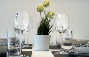 Goethe Palais Suite Charlotte 4P l Lift I ParkplatzI Zentrum I Helios - Photo 17