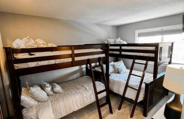 Perfect Family Escape - 3 Bed Condo with Pools - Photo 43