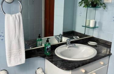 Duplex 122m2, 4 dormitorios, 2 baños completos, Wifi 1GB - Foto 21