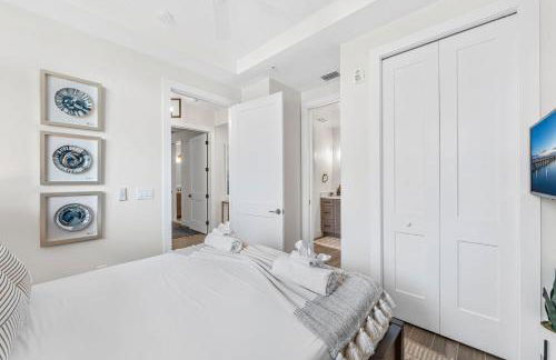 Harbor Island Beach Club - Luxury Waterfront Apartments with Views Pool Dock Private Beach Access - Photo 28