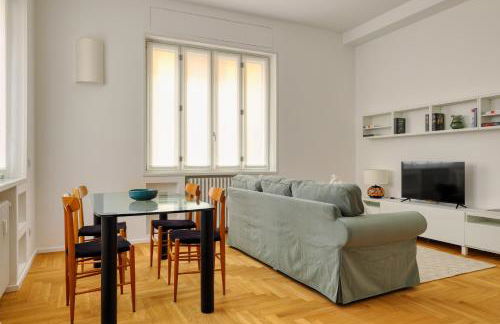 Just Urban Stays - Nuovo e Luminoso Trilocale in Centro - metro M2 e M4 - Foto 2