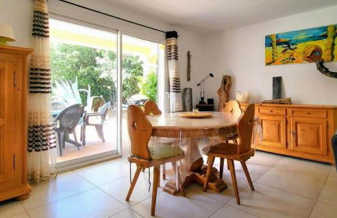 Beautiful Home In Mejannes-Le-Clap - Photo 15